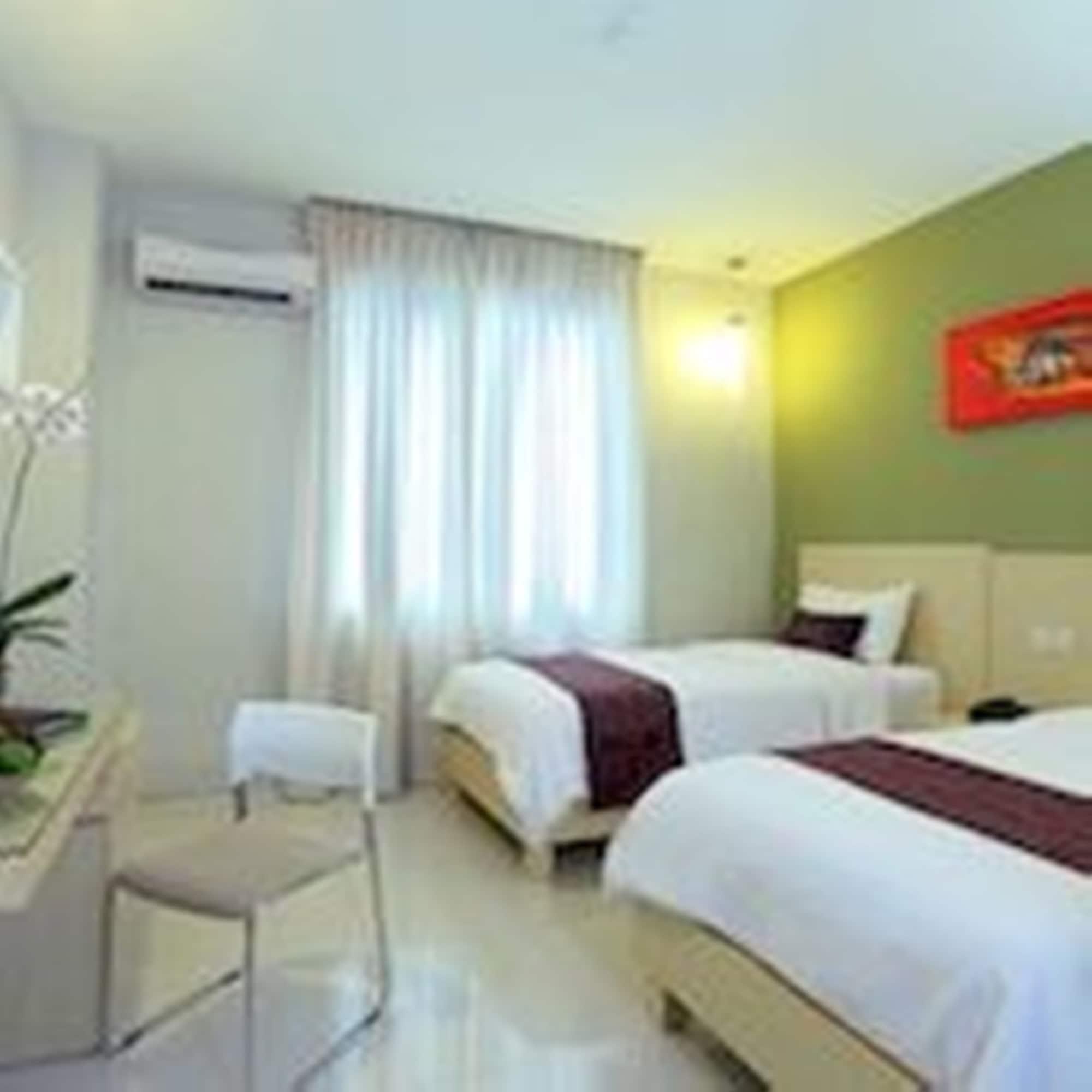 Lombok Plaza Hotel And Convention Mataram Ngoại thất bức ảnh