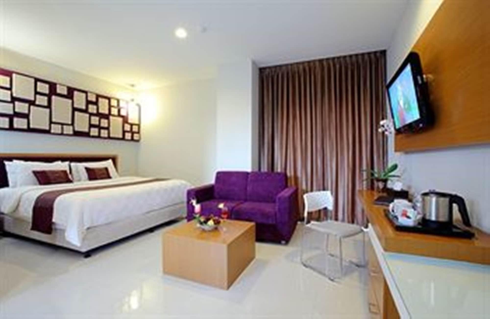 Lombok Plaza Hotel And Convention Mataram Ngoại thất bức ảnh