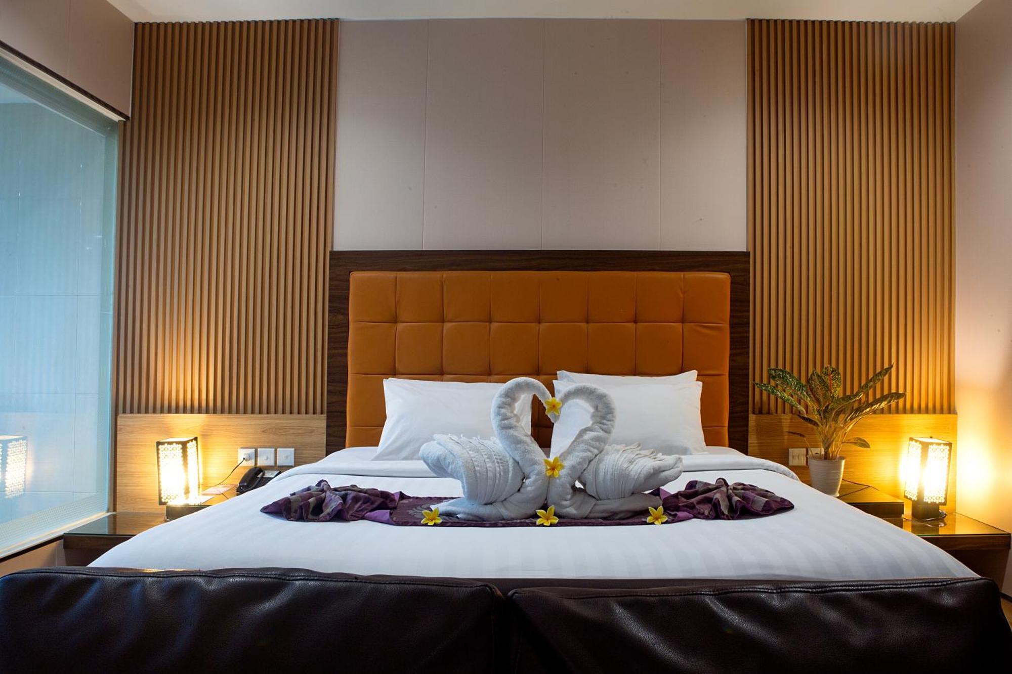 Lombok Plaza Hotel And Convention Mataram Ngoại thất bức ảnh
